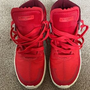 Nike Kevin Durant basketball sneakers